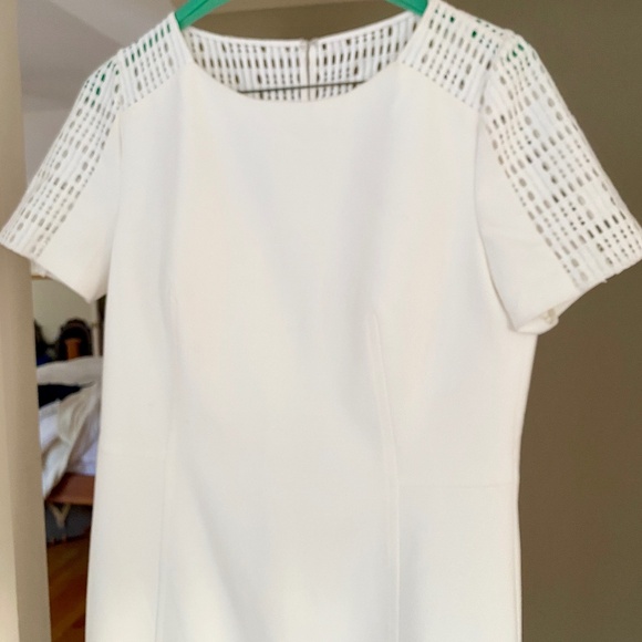AKRIS PUNTO MID LENGTH LATICE DETAIL WHITE DRESS SIZE 8 - Picture 6 of 11
